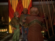 extant_StarTrek_DS9_7x24-TheDogsOfWar_3326.jpg