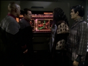 extant_StarTrek_DS9_7x24-TheDogsOfWar_3359.jpg