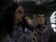 extant_StarTrek_DS9_7x24-TheDogsOfWar_3370.jpg