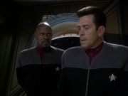 Filename=extant_StarTrek_DS9_7x24-TheDogsOfWar_3445.jpg
Filesize=136KiB
Dimensions=1200x900
Date added=Jan 22, 2020 extant_StarTrek_DS9_7x24-TheDogsOfWar_3445.jpg