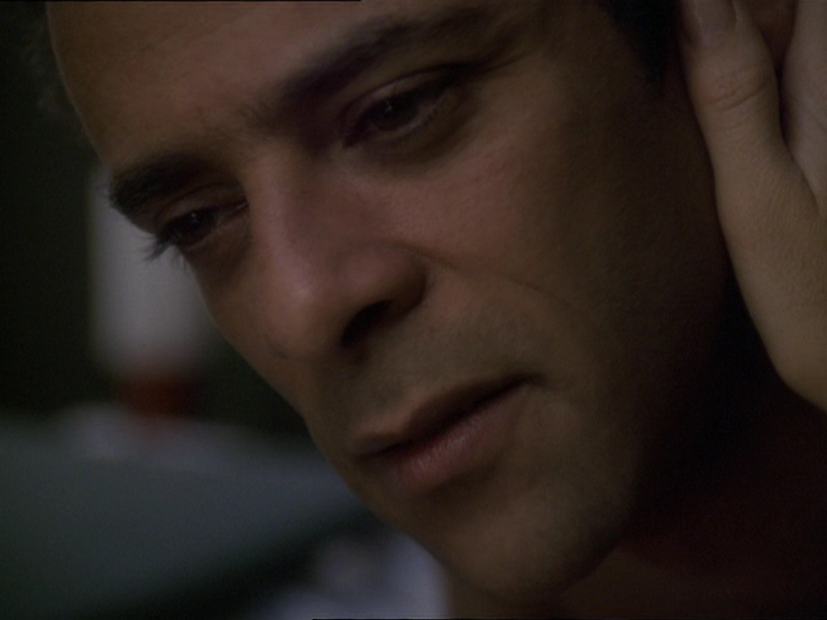 extant_StarTrek_DS9_7x25-7x26-WhatYouLeaveBehind_0105.jpg