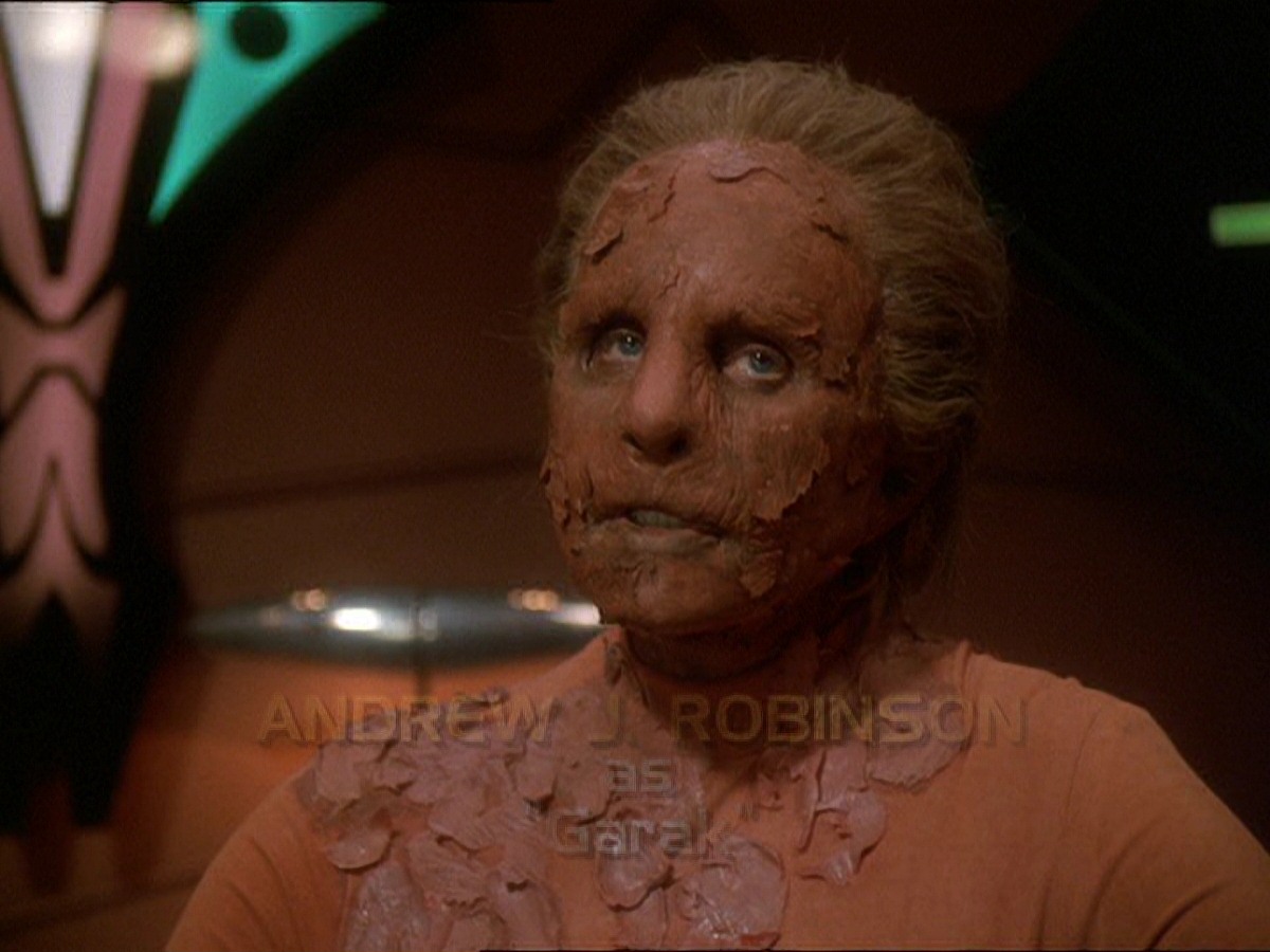 extant_StarTrek_DS9_7x25-7x26-WhatYouLeaveBehind_0629.jpg