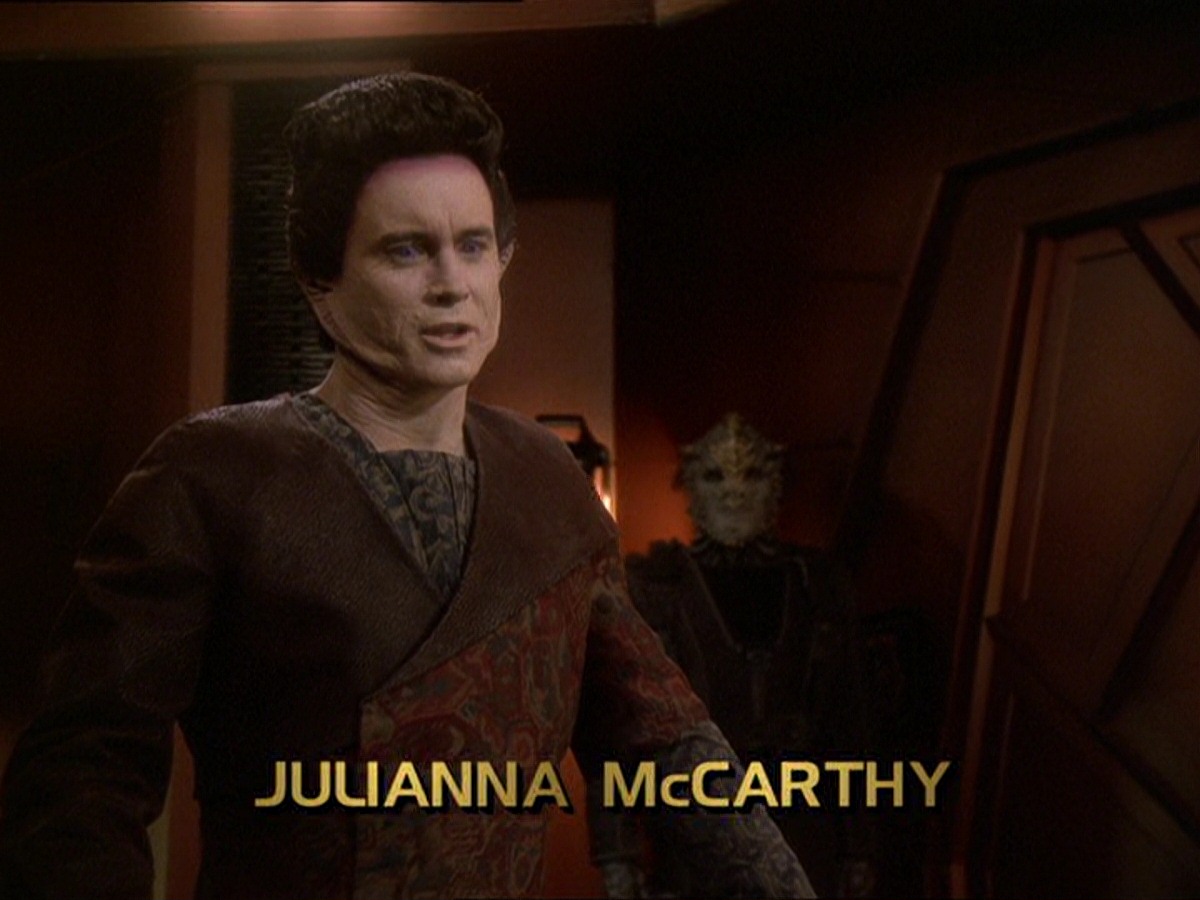 extant_StarTrek_DS9_7x25-7x26-WhatYouLeaveBehind_0691.jpg