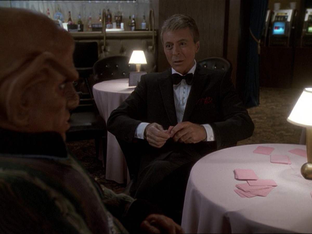 extant_StarTrek_DS9_7x25-7x26-WhatYouLeaveBehind_1483.jpg