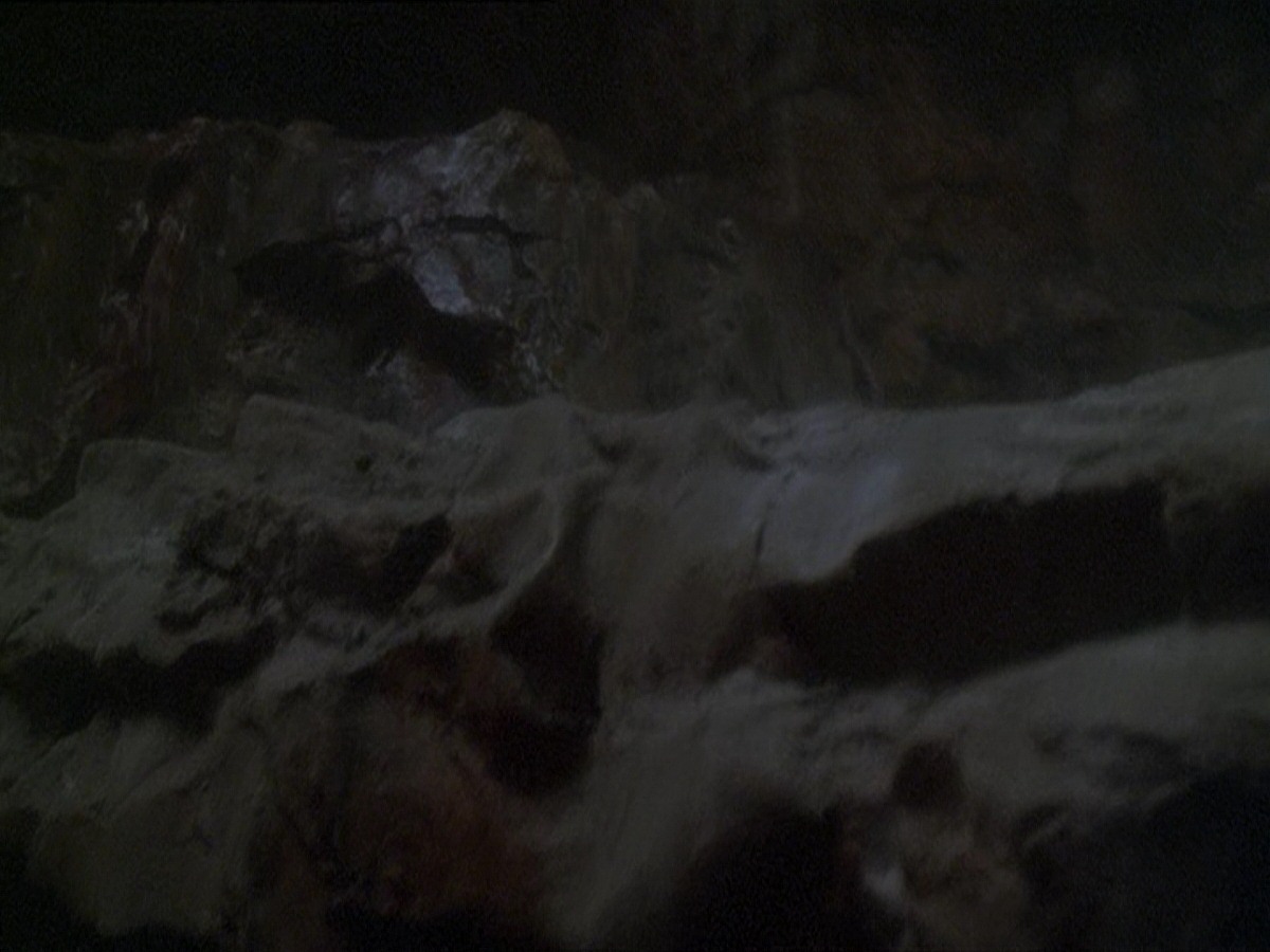 extant_StarTrek_DS9_7x25-7x26-WhatYouLeaveBehind_1650.jpg