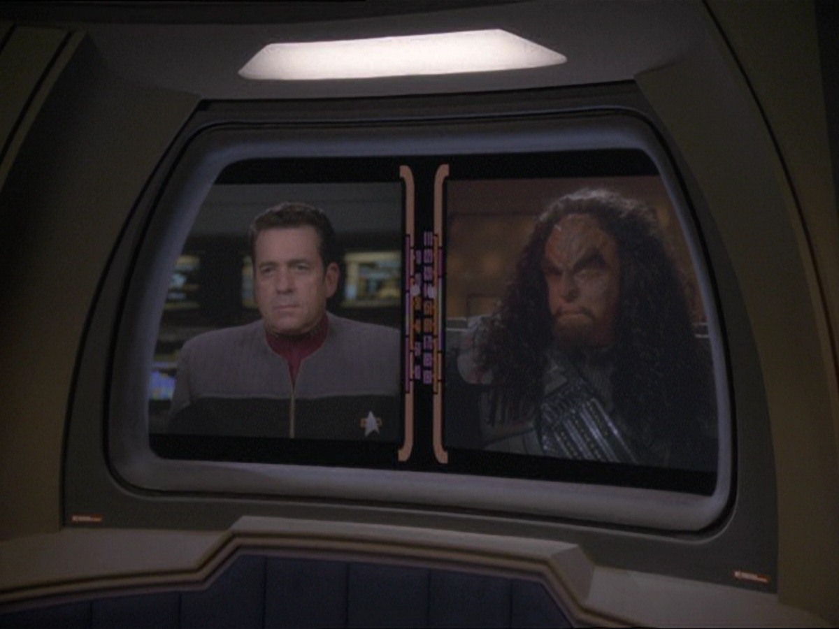extant_StarTrek_DS9_7x25-7x26-WhatYouLeaveBehind_2291.jpg