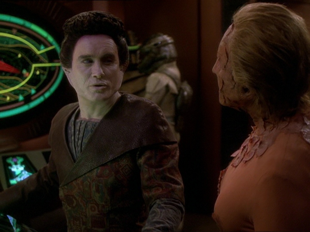 extant_StarTrek_DS9_7x25-7x26-WhatYouLeaveBehind_2698.jpg