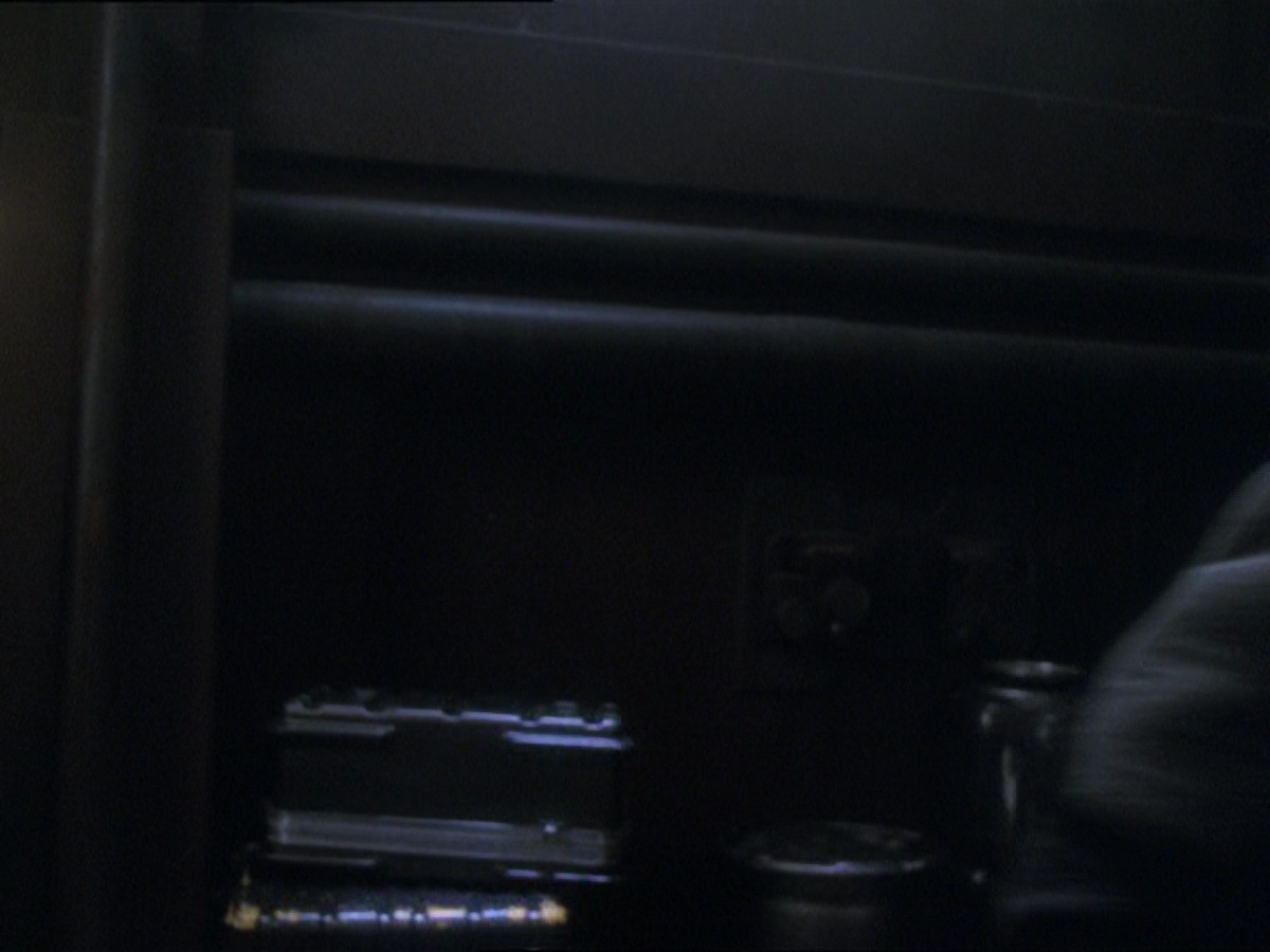 extant_StarTrek_DS9_7x25-7x26-WhatYouLeaveBehind_2832.jpg