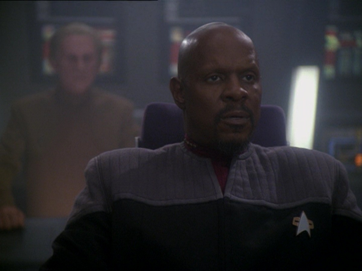 extant_StarTrek_DS9_7x25-7x26-WhatYouLeaveBehind_3143.jpg