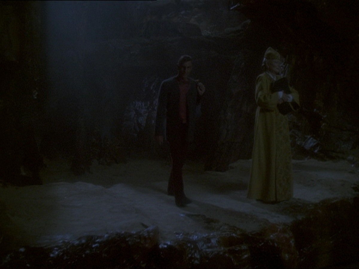 extant_StarTrek_DS9_7x25-7x26-WhatYouLeaveBehind_3230.jpg