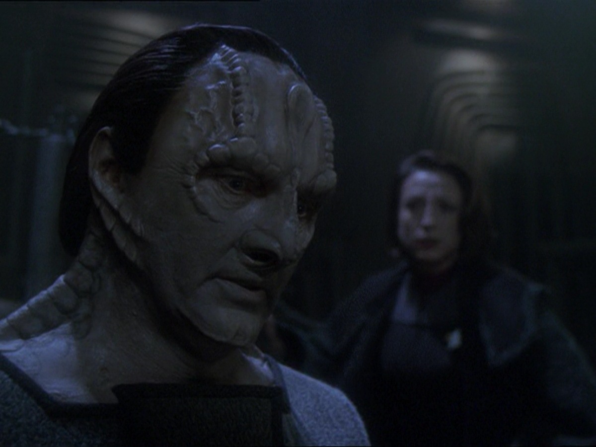 extant_StarTrek_DS9_7x25-7x26-WhatYouLeaveBehind_3392.jpg