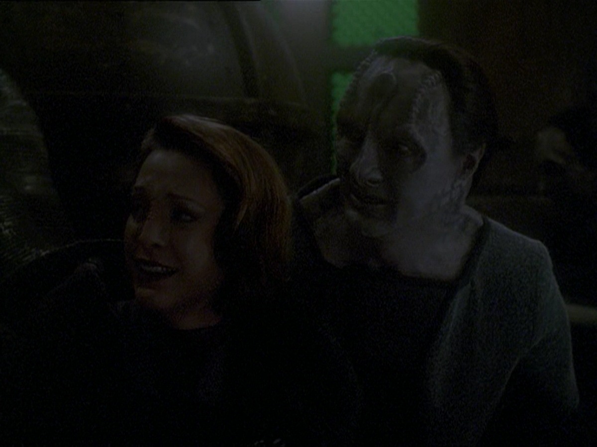 extant_StarTrek_DS9_7x25-7x26-WhatYouLeaveBehind_3741.jpg
