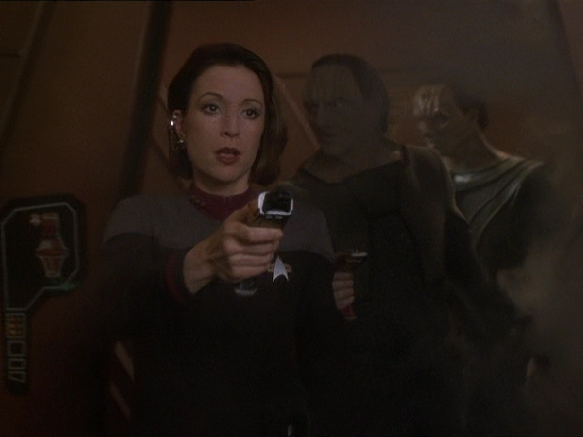 extant_StarTrek_DS9_7x25-7x26-WhatYouLeaveBehind_4147.jpg