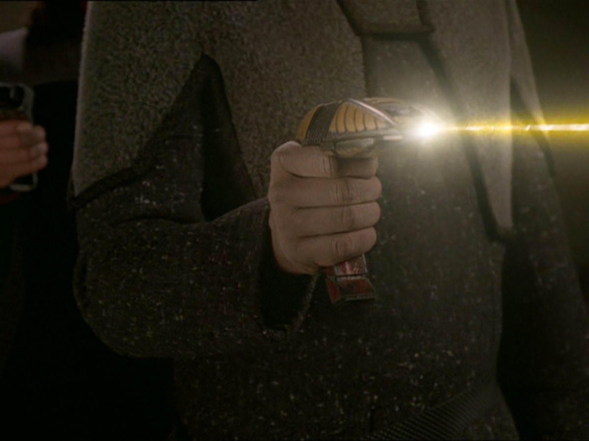 extant_StarTrek_DS9_7x25-7x26-WhatYouLeaveBehind_4208.jpg