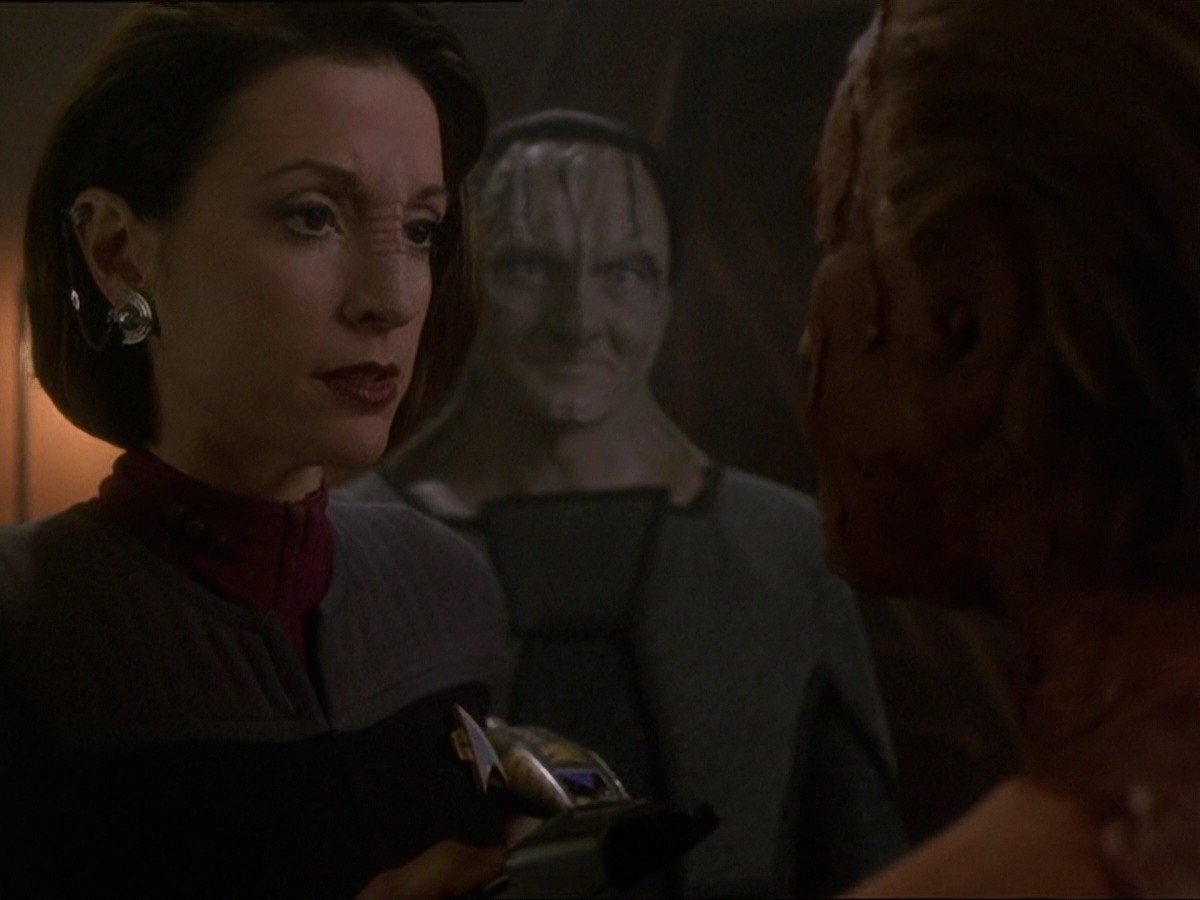 extant_StarTrek_DS9_7x25-7x26-WhatYouLeaveBehind_4233.jpg