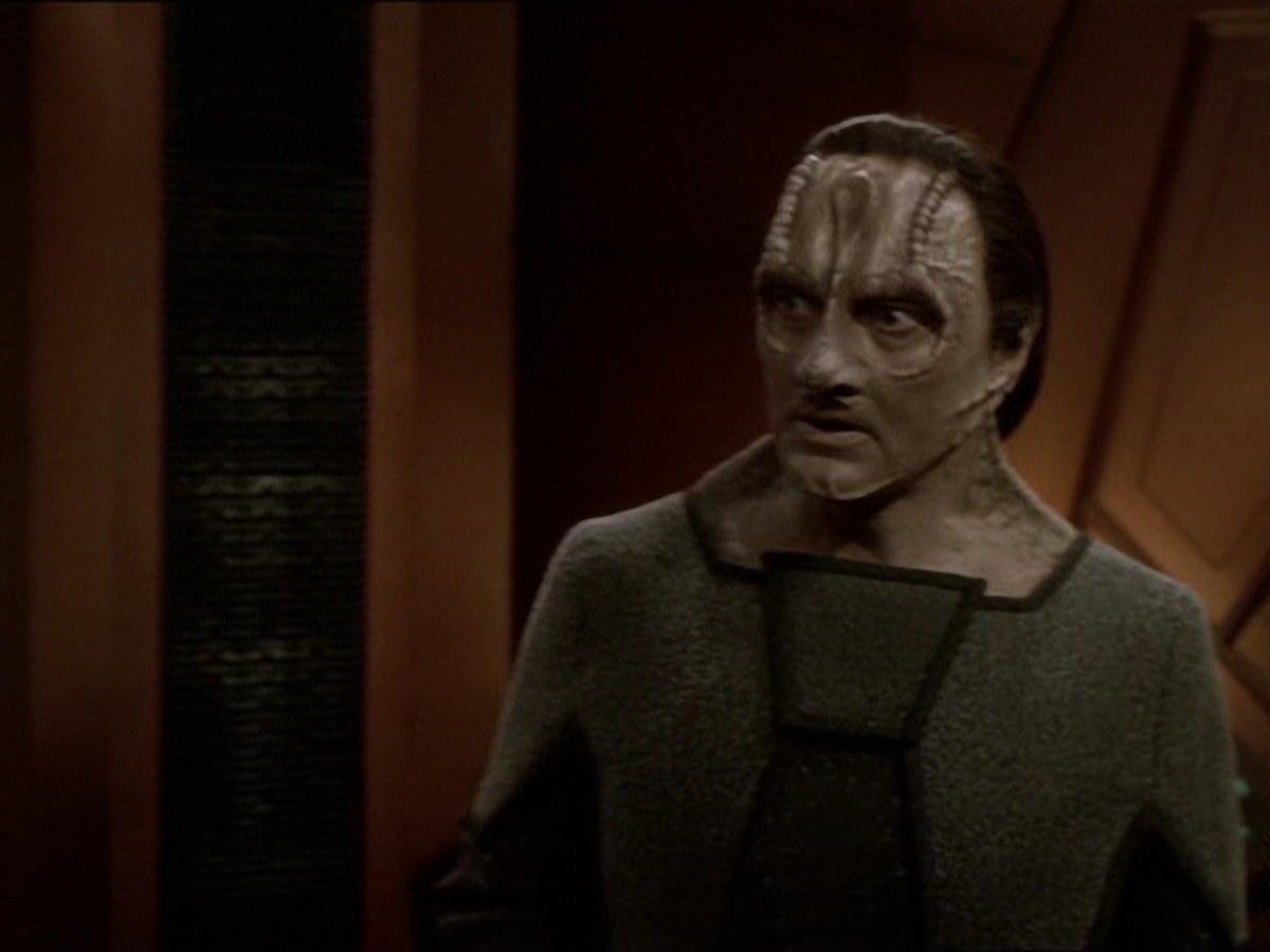 extant_StarTrek_DS9_7x25-7x26-WhatYouLeaveBehind_4787.jpg