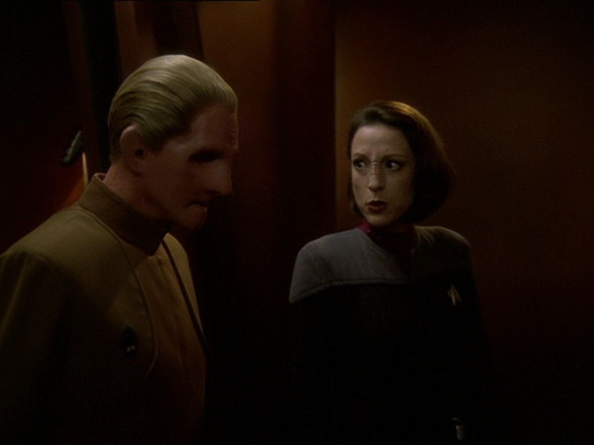 extant_StarTrek_DS9_7x25-7x26-WhatYouLeaveBehind_4794.jpg