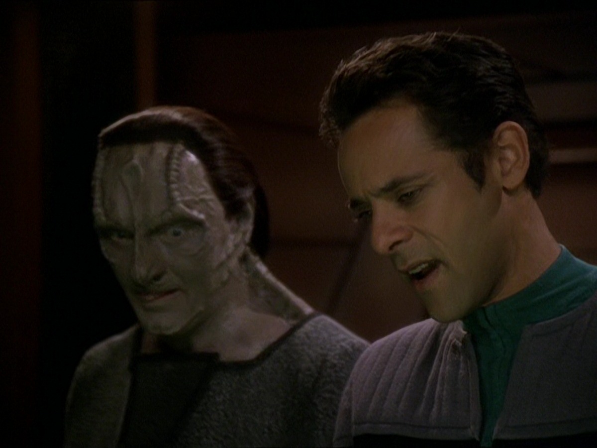 extant_StarTrek_DS9_7x25-7x26-WhatYouLeaveBehind_5010.jpg