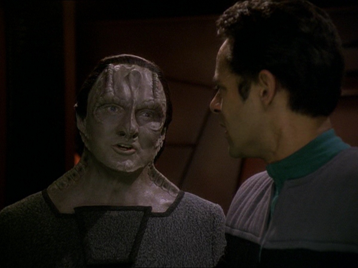 extant_StarTrek_DS9_7x25-7x26-WhatYouLeaveBehind_5017.jpg