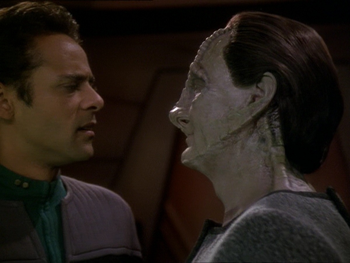 extant_StarTrek_DS9_7x25-7x26-WhatYouLeaveBehind_5075.jpg