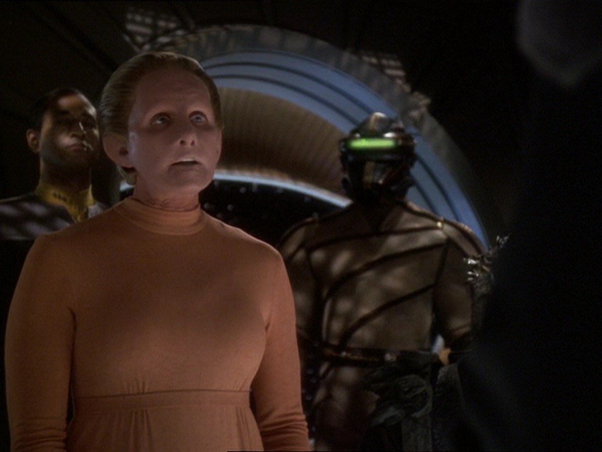 extant_StarTrek_DS9_7x25-7x26-WhatYouLeaveBehind_5141.jpg