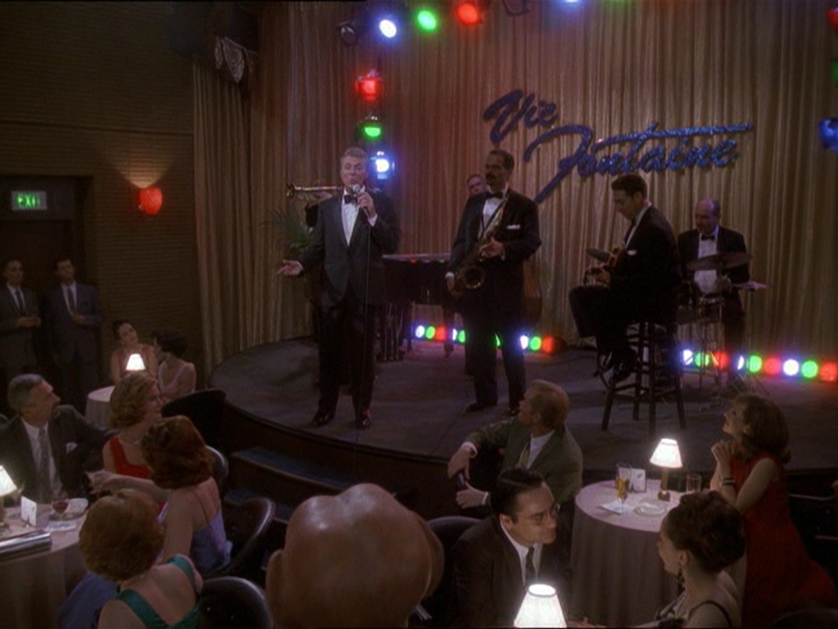 extant_StarTrek_DS9_7x25-7x26-WhatYouLeaveBehind_5807.jpg