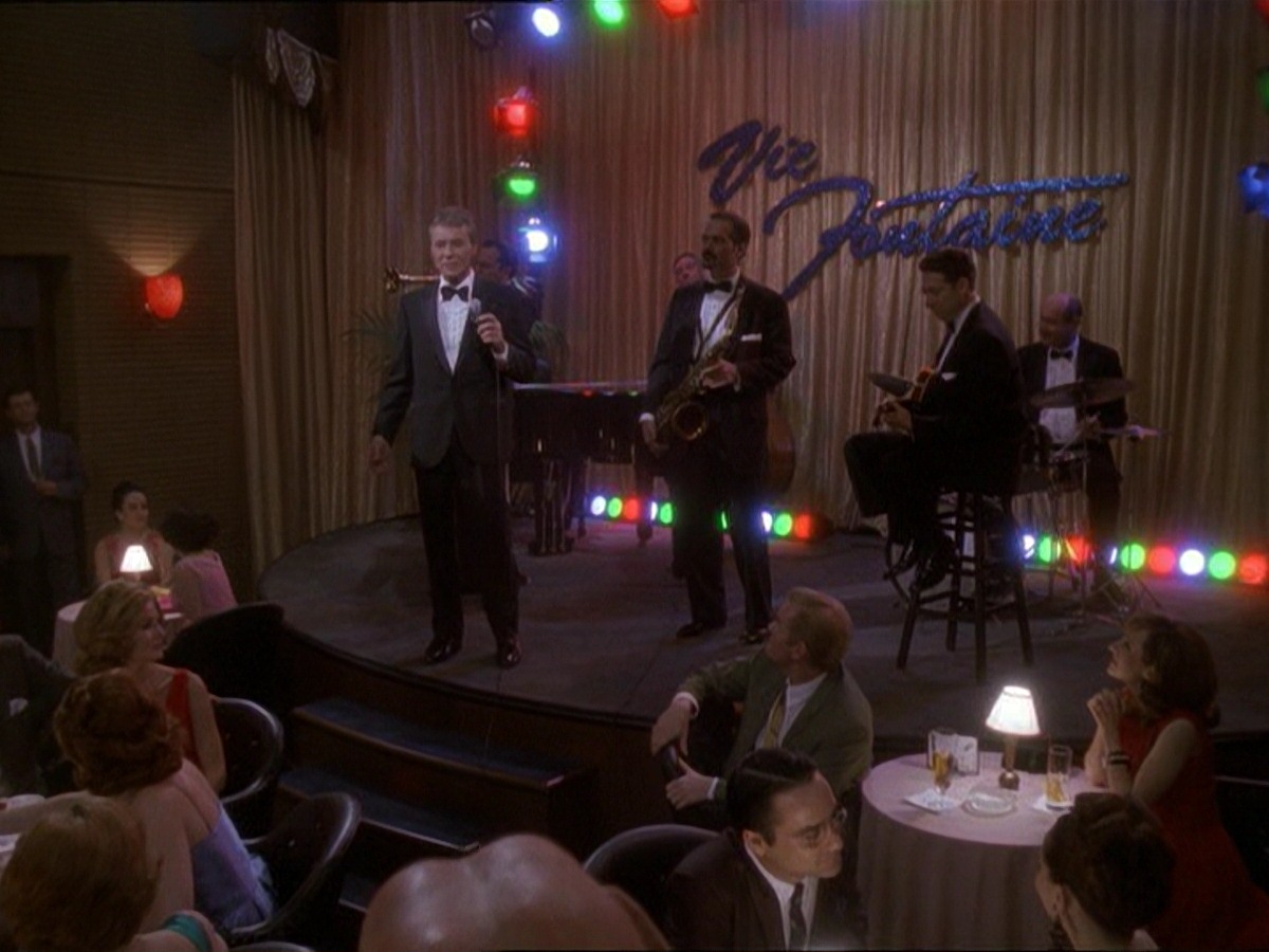 extant_StarTrek_DS9_7x25-7x26-WhatYouLeaveBehind_5809.jpg