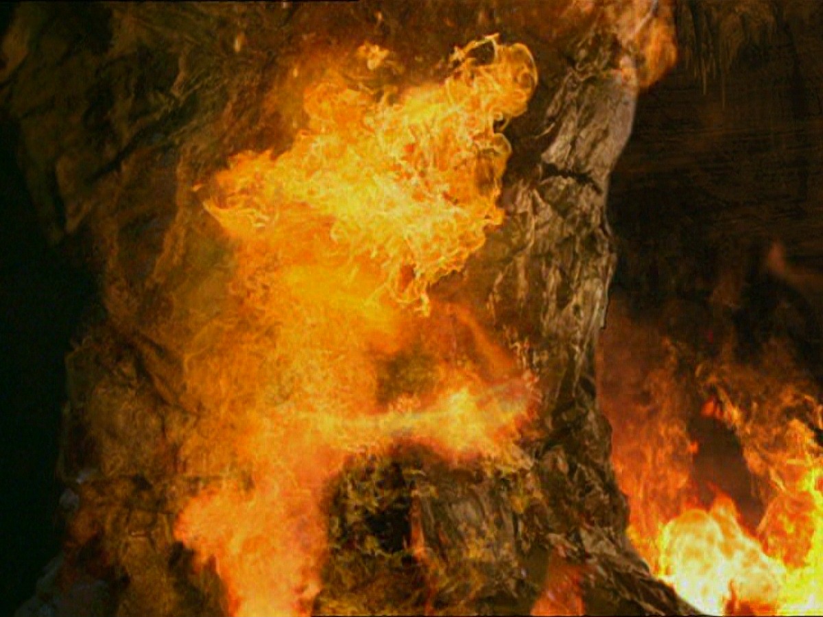 extant_StarTrek_DS9_7x25-7x26-WhatYouLeaveBehind_6248.jpg