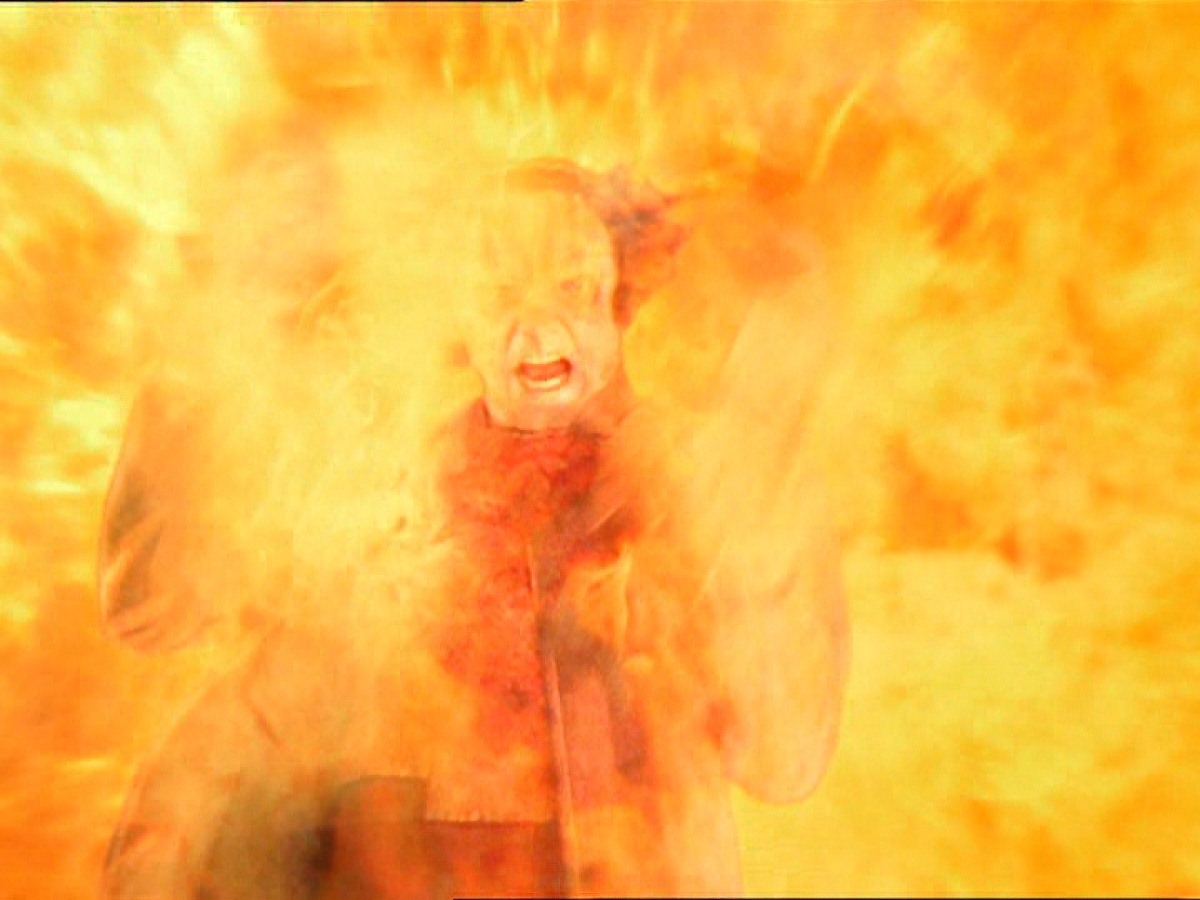 extant_StarTrek_DS9_7x25-7x26-WhatYouLeaveBehind_6268.jpg