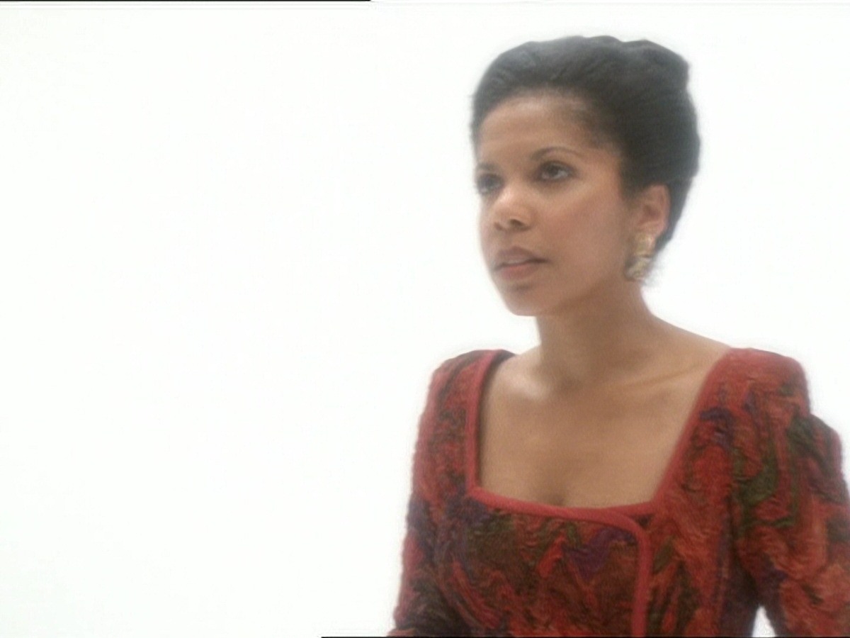 extant_StarTrek_DS9_7x25-7x26-WhatYouLeaveBehind_6435.jpg