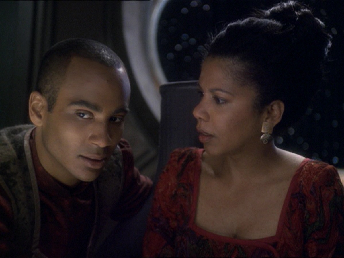 extant_StarTrek_DS9_7x25-7x26-WhatYouLeaveBehind_6608.jpg