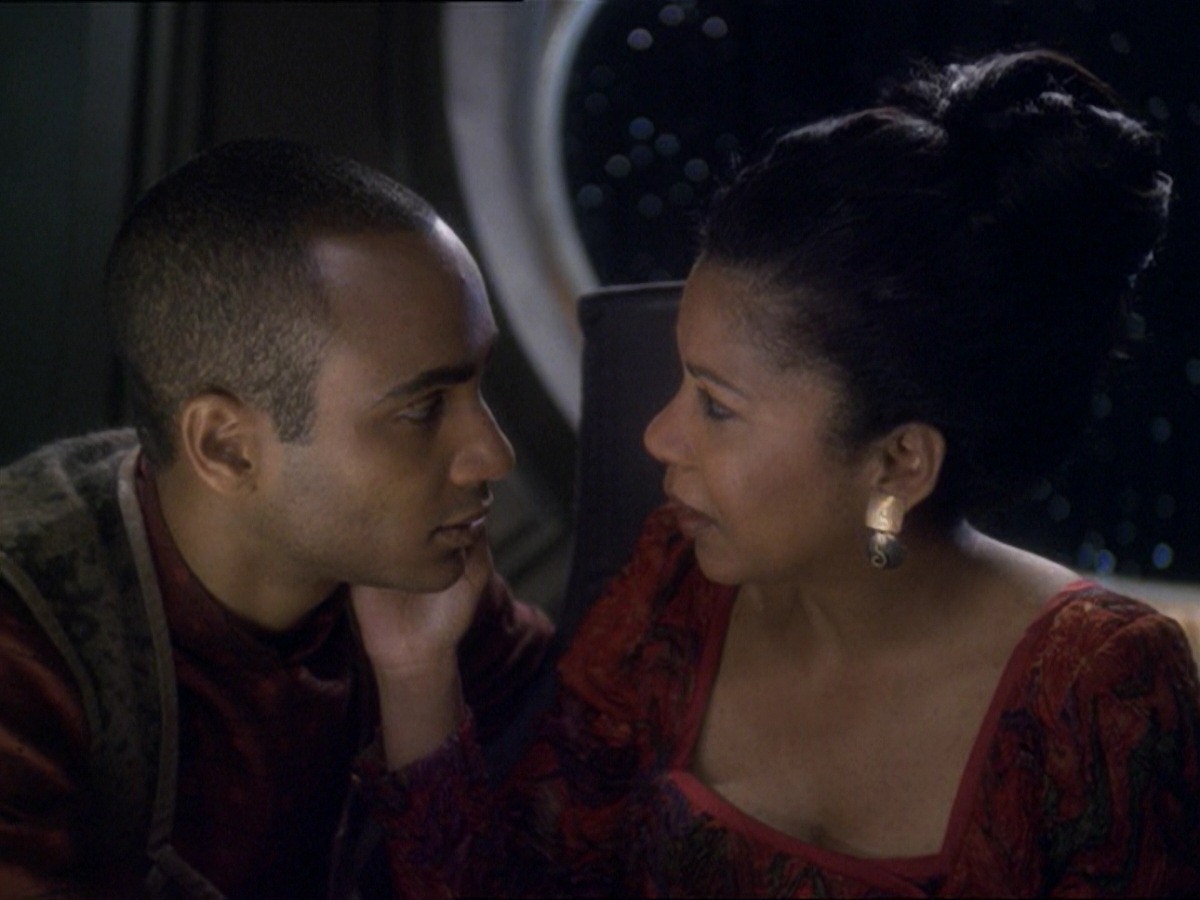 extant_StarTrek_DS9_7x25-7x26-WhatYouLeaveBehind_6615.jpg