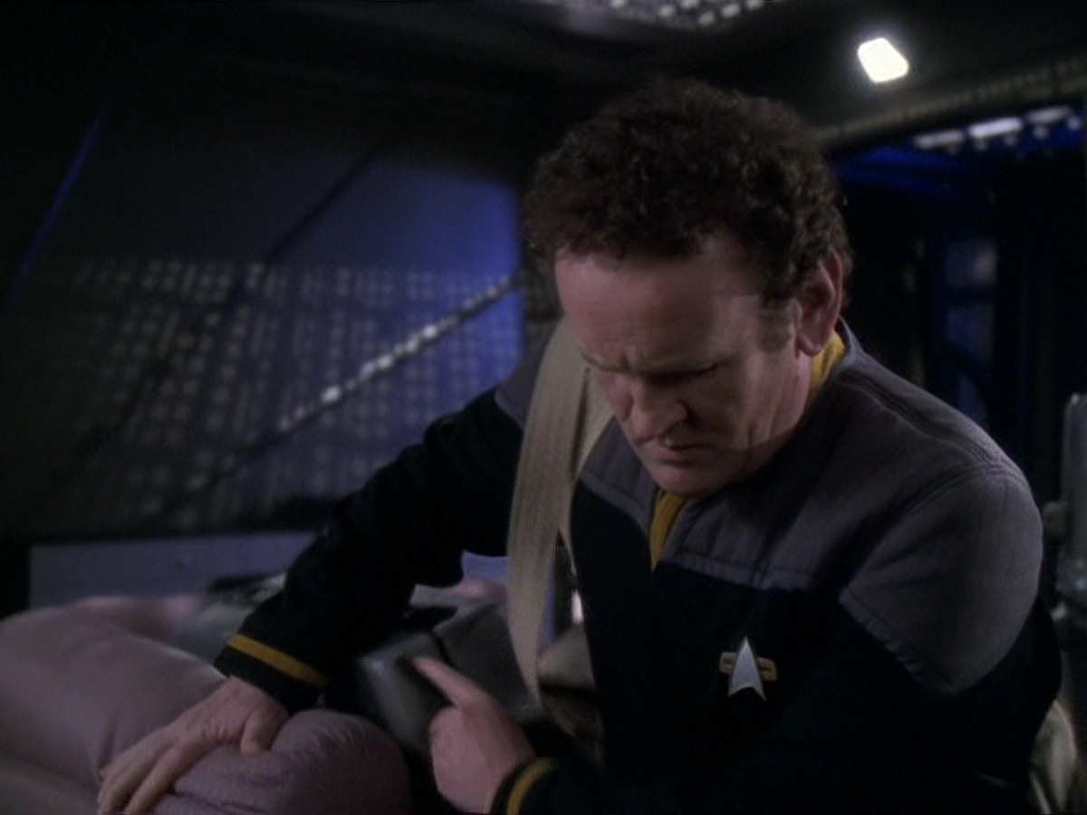 extant_StarTrek_DS9_7x25-7x26-WhatYouLeaveBehind_6656.jpg