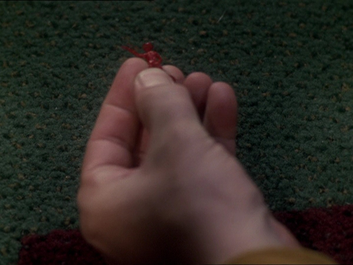 extant_StarTrek_DS9_7x25-7x26-WhatYouLeaveBehind_6661.jpg