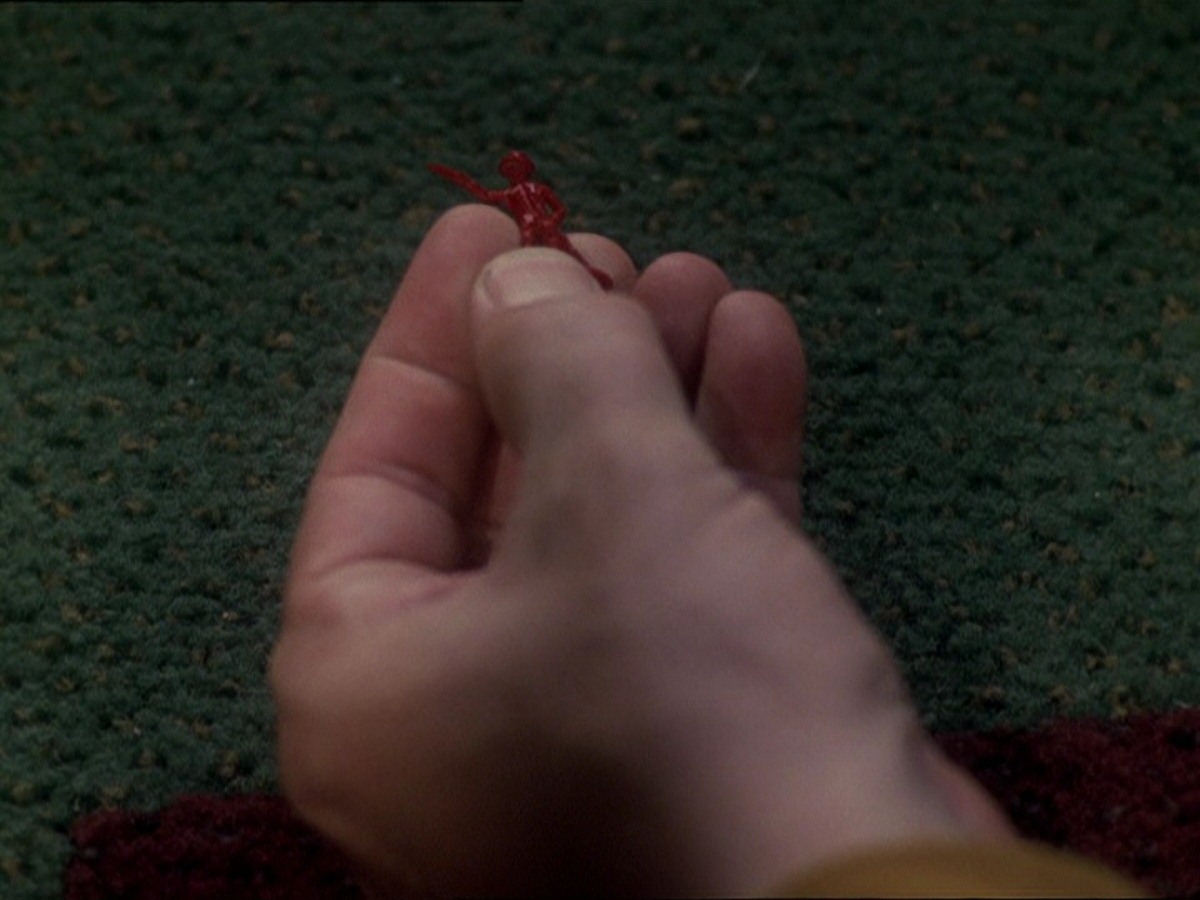 extant_StarTrek_DS9_7x25-7x26-WhatYouLeaveBehind_6662.jpg