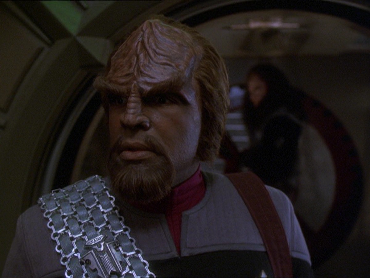extant_StarTrek_DS9_7x25-7x26-WhatYouLeaveBehind_6760.jpg