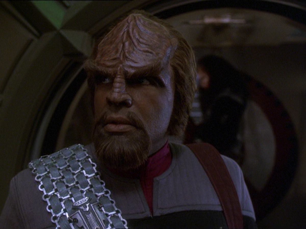 extant_StarTrek_DS9_7x25-7x26-WhatYouLeaveBehind_6761.jpg