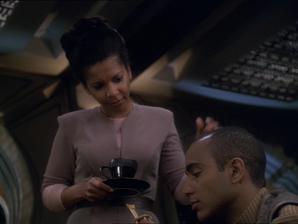 extant_StarTrek_DS9_7x25-7x26-WhatYouLeaveBehind_6870.jpg