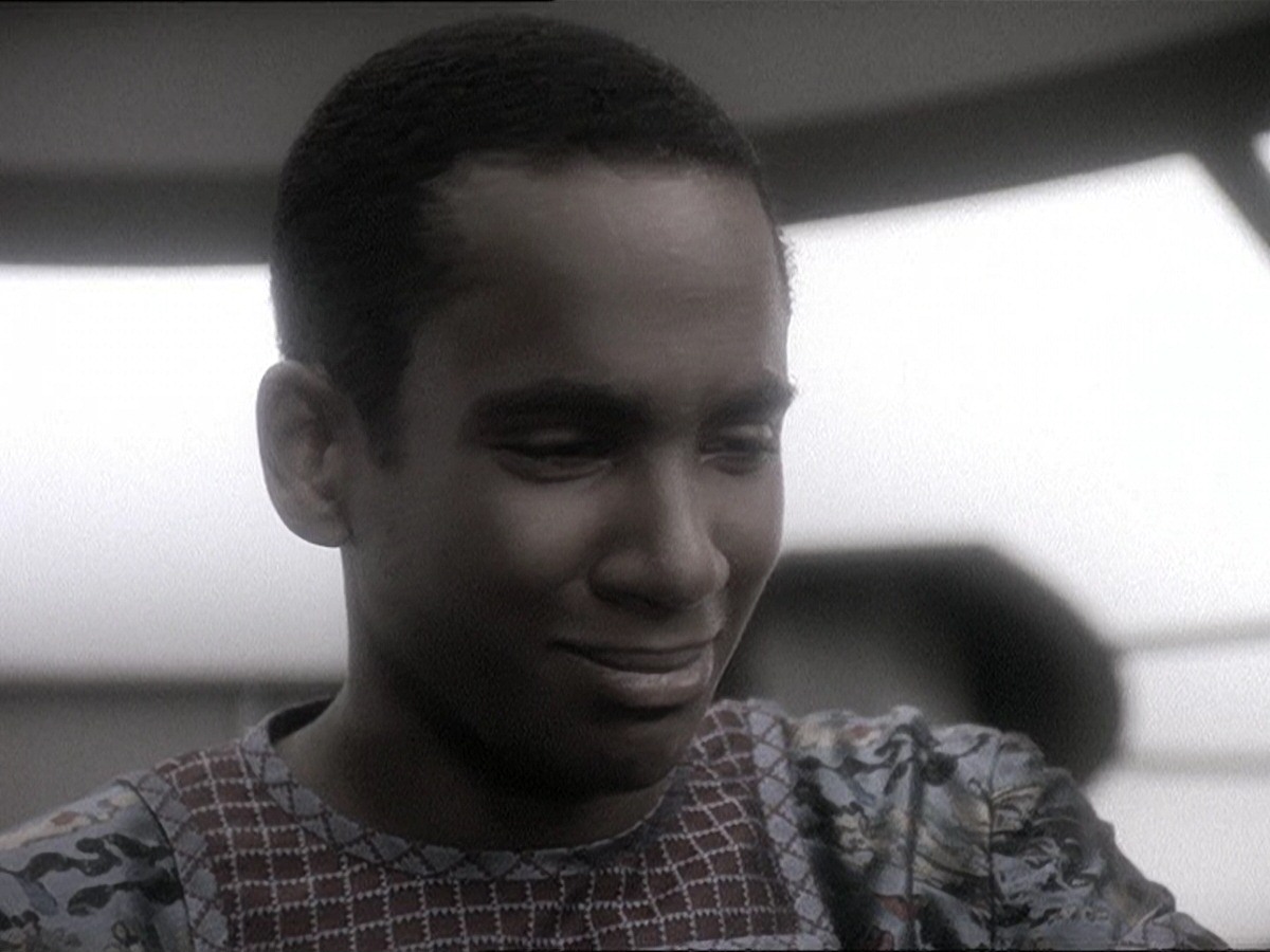 extant_StarTrek_DS9_7x25-7x26-WhatYouLeaveBehind_6901.jpg