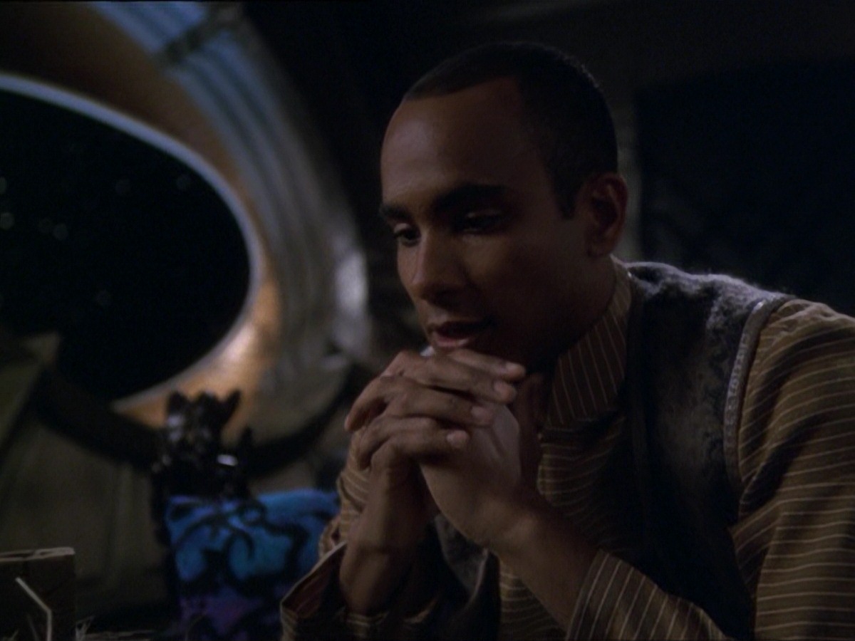 extant_StarTrek_DS9_7x25-7x26-WhatYouLeaveBehind_6933.jpg