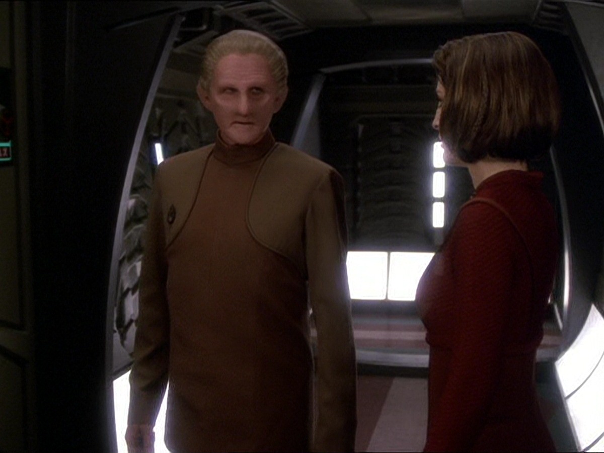 extant_StarTrek_DS9_7x25-7x26-WhatYouLeaveBehind_6961.jpg