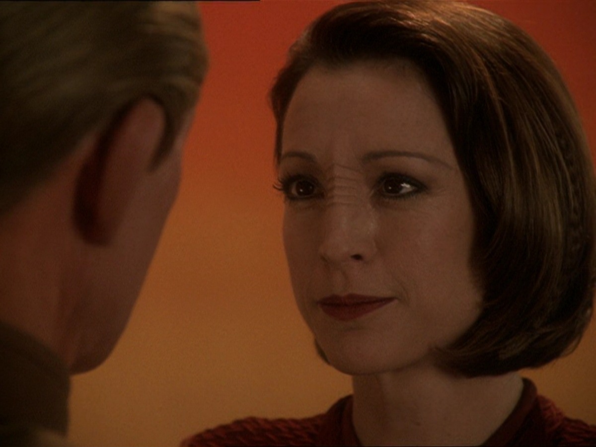 extant_StarTrek_DS9_7x25-7x26-WhatYouLeaveBehind_7154.jpg