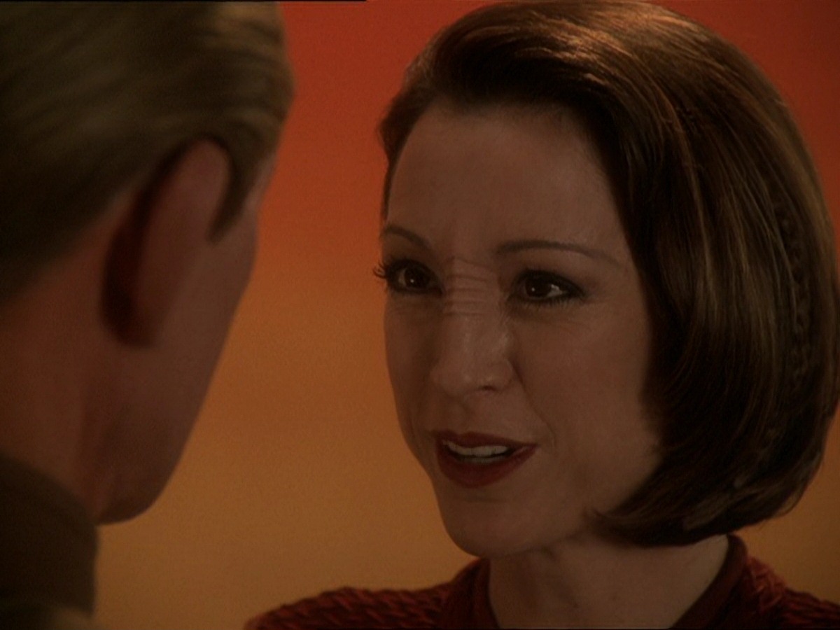extant_StarTrek_DS9_7x25-7x26-WhatYouLeaveBehind_7156.jpg