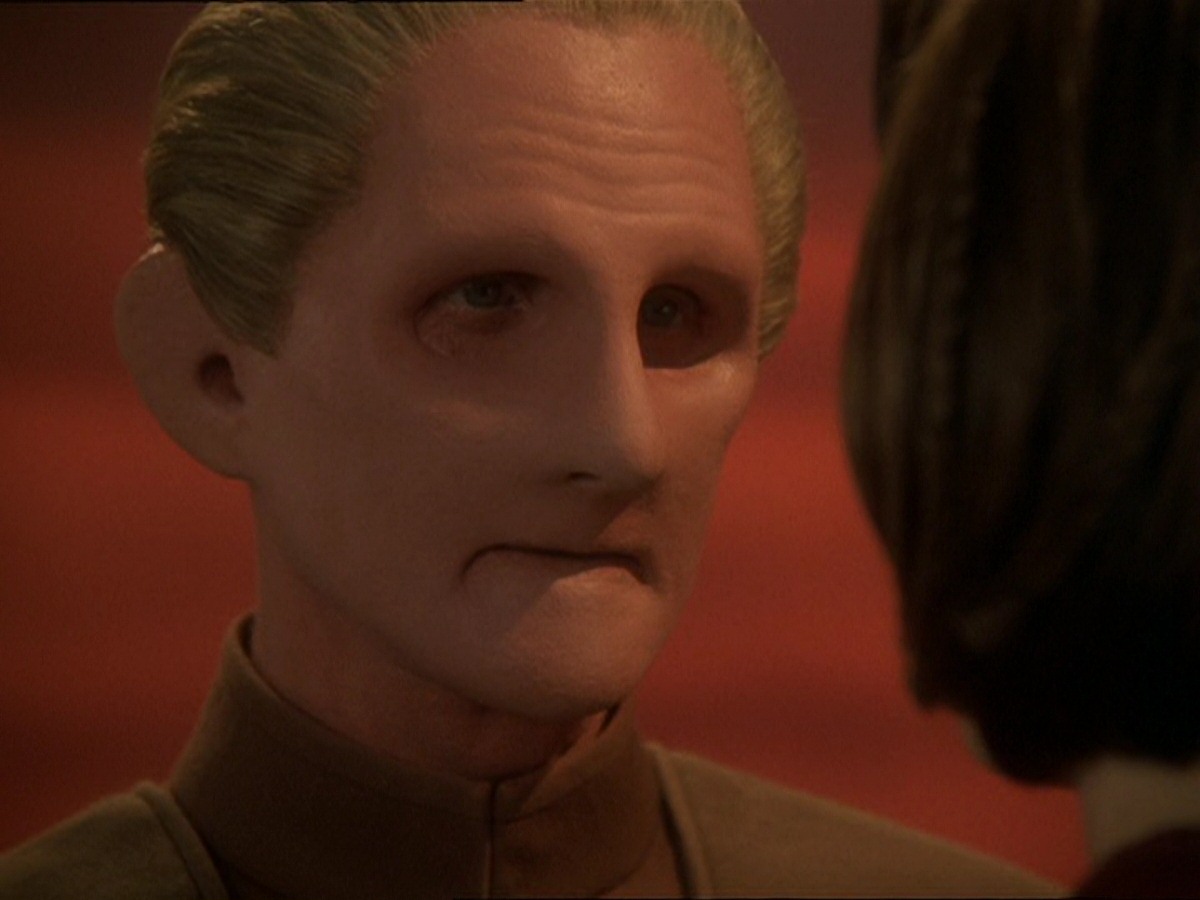 extant_StarTrek_DS9_7x25-7x26-WhatYouLeaveBehind_7160.jpg