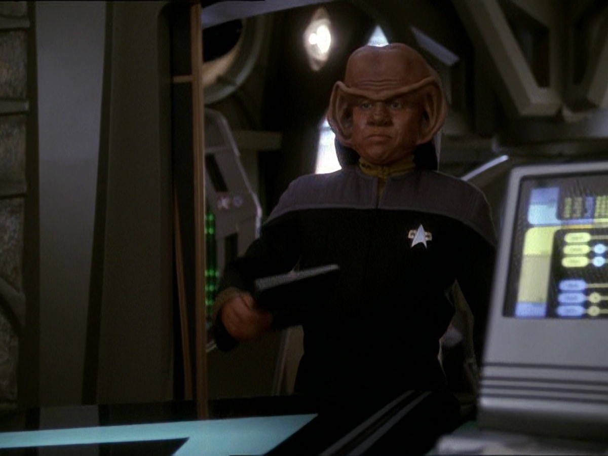 extant_StarTrek_DS9_7x25-7x26-WhatYouLeaveBehind_7311.jpg
