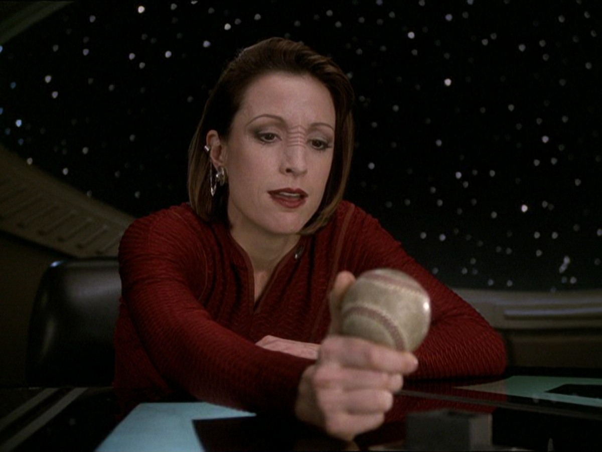extant_StarTrek_DS9_7x25-7x26-WhatYouLeaveBehind_7358.jpg