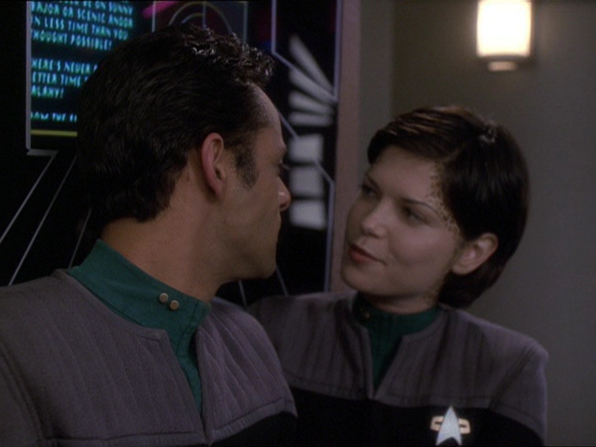 extant_StarTrek_DS9_7x25-7x26-WhatYouLeaveBehind_7466.jpg