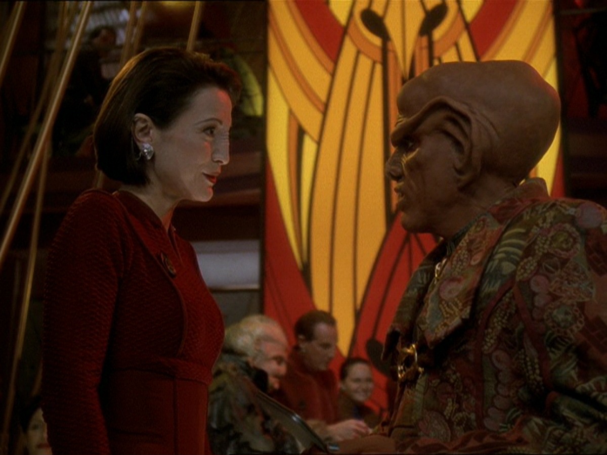 extant_StarTrek_DS9_7x25-7x26-WhatYouLeaveBehind_7511.jpg