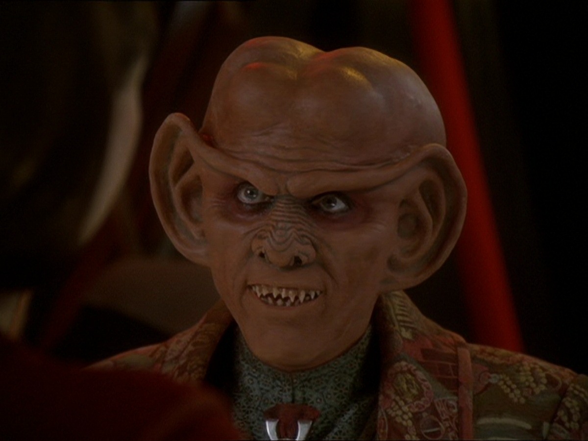 extant_StarTrek_DS9_7x25-7x26-WhatYouLeaveBehind_7517.jpg