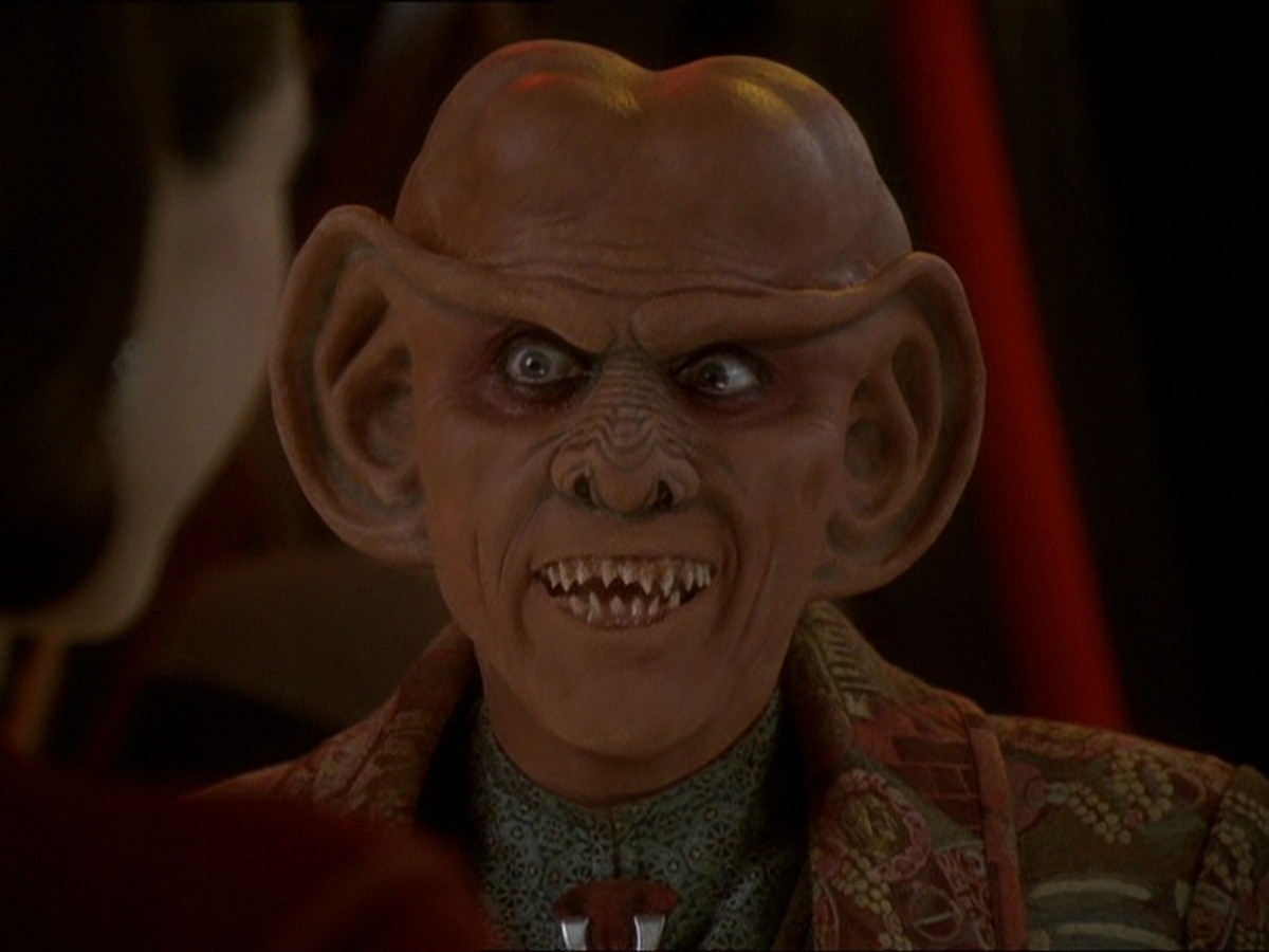 extant_StarTrek_DS9_7x25-7x26-WhatYouLeaveBehind_7521.jpg